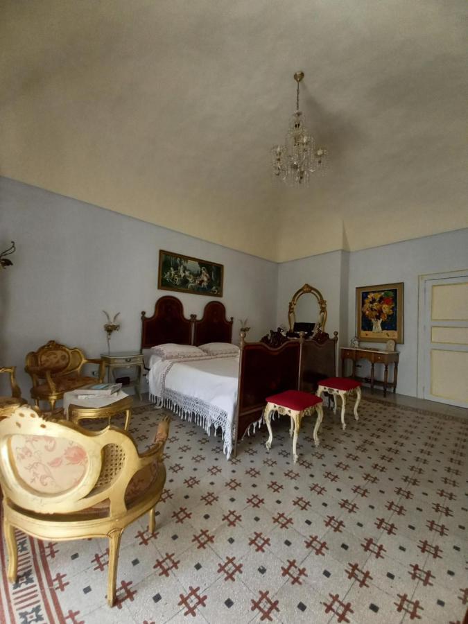 Suite 120 Noto Bagian luar foto
