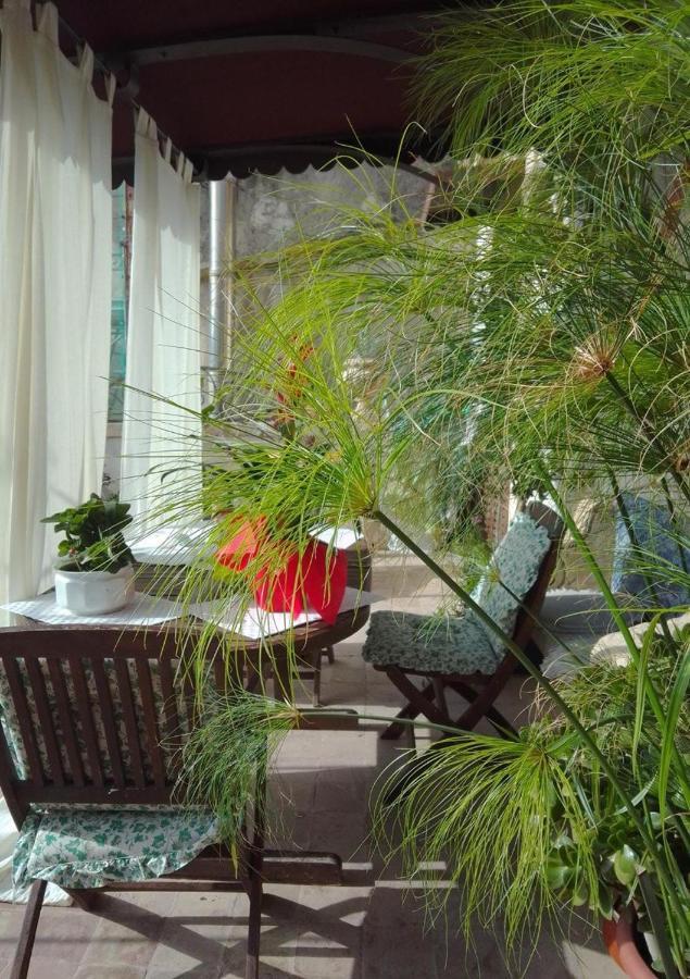 Suite 120 Noto Bagian luar foto