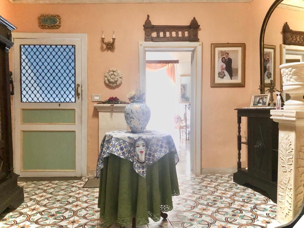 Suite 120 Noto Bagian luar foto